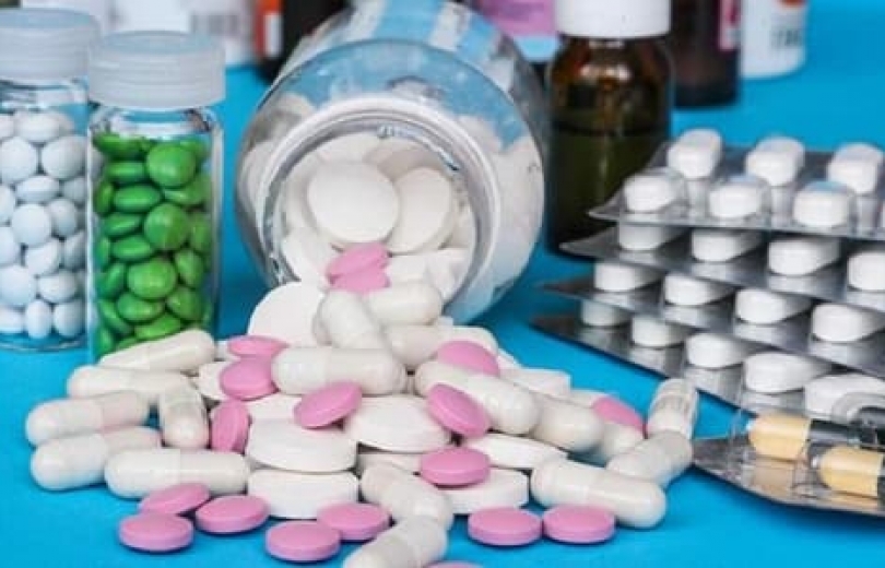 مخاطر الافراط في تناول الفيتامينات