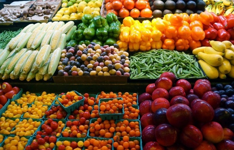 الفلفل الأحمر بـ400 ألف... والخضر والفاكهة «نار» ترشيشي: الأسعار أفضل من قبل وستنخفض سريعاً