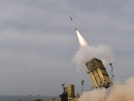 العدو الإسرائيلي يطلق دفاعات صاروخية... 