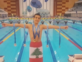 ابن الـ13 عاماً يحقّق 6 ميداليات للبنان في السباحة